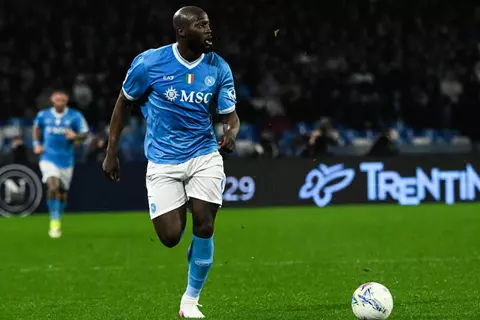 هل يتم فسخ عقده؟.. لوكاكو يرفض العودة إلى نابولي وقرار إداري مرتقب